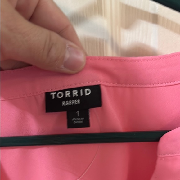 Torrid Pink Sleeveless Blouse - Picture 2 of 5